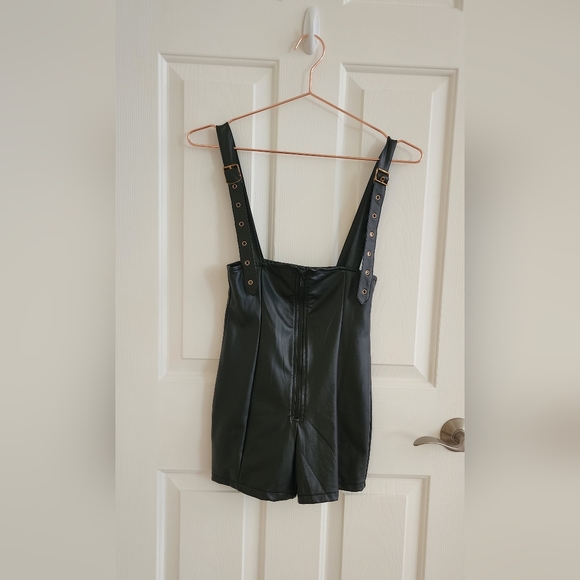 SOLD - Picture 4 of 7